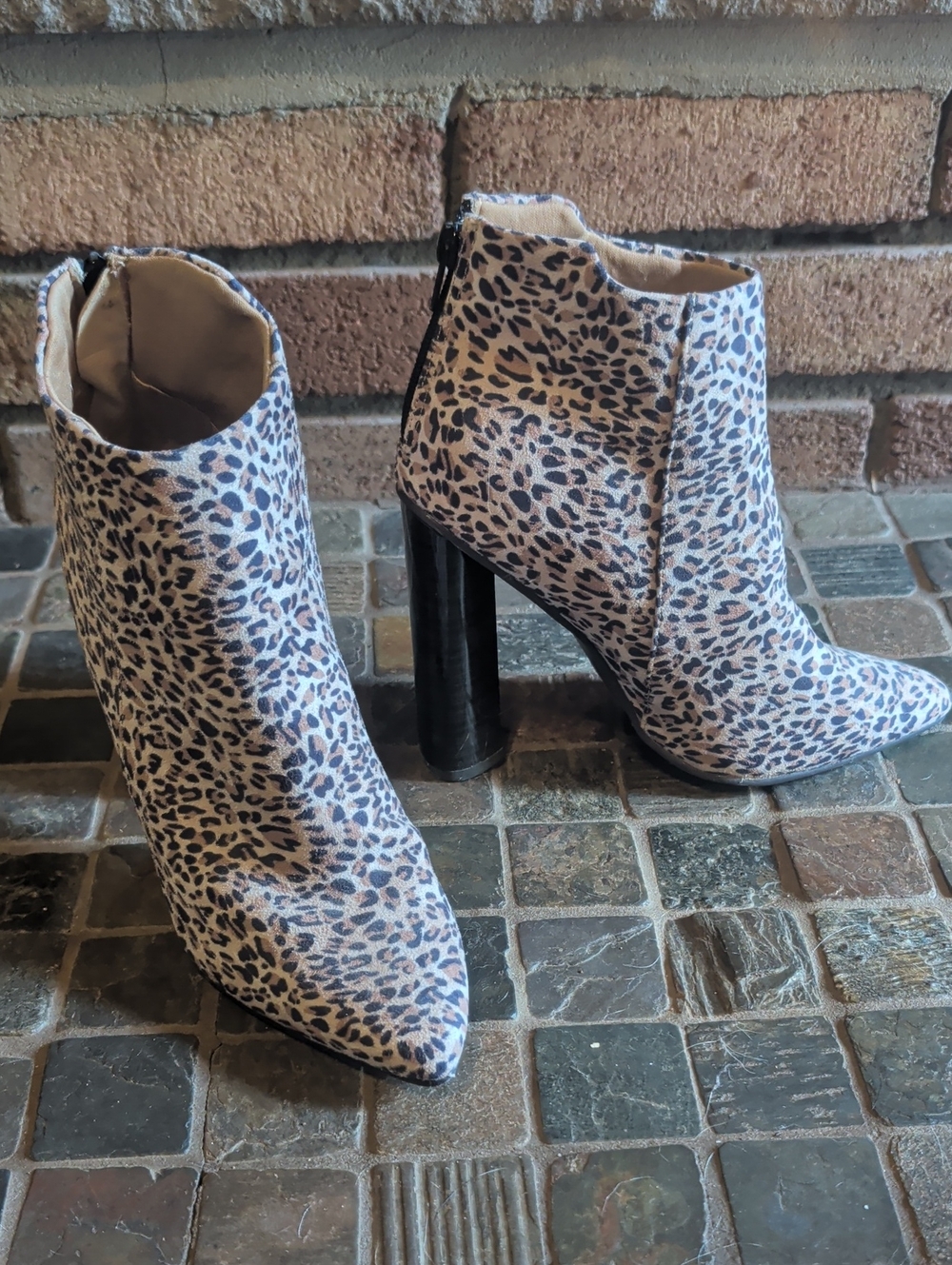 Qupid Leopard-Print Pointed Toe Ankle Boots - Black & Brown